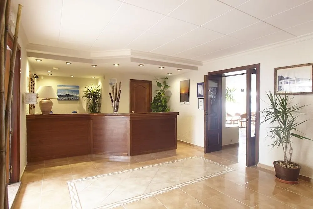 Hotel Hostal Mar y Huerta Es Cana