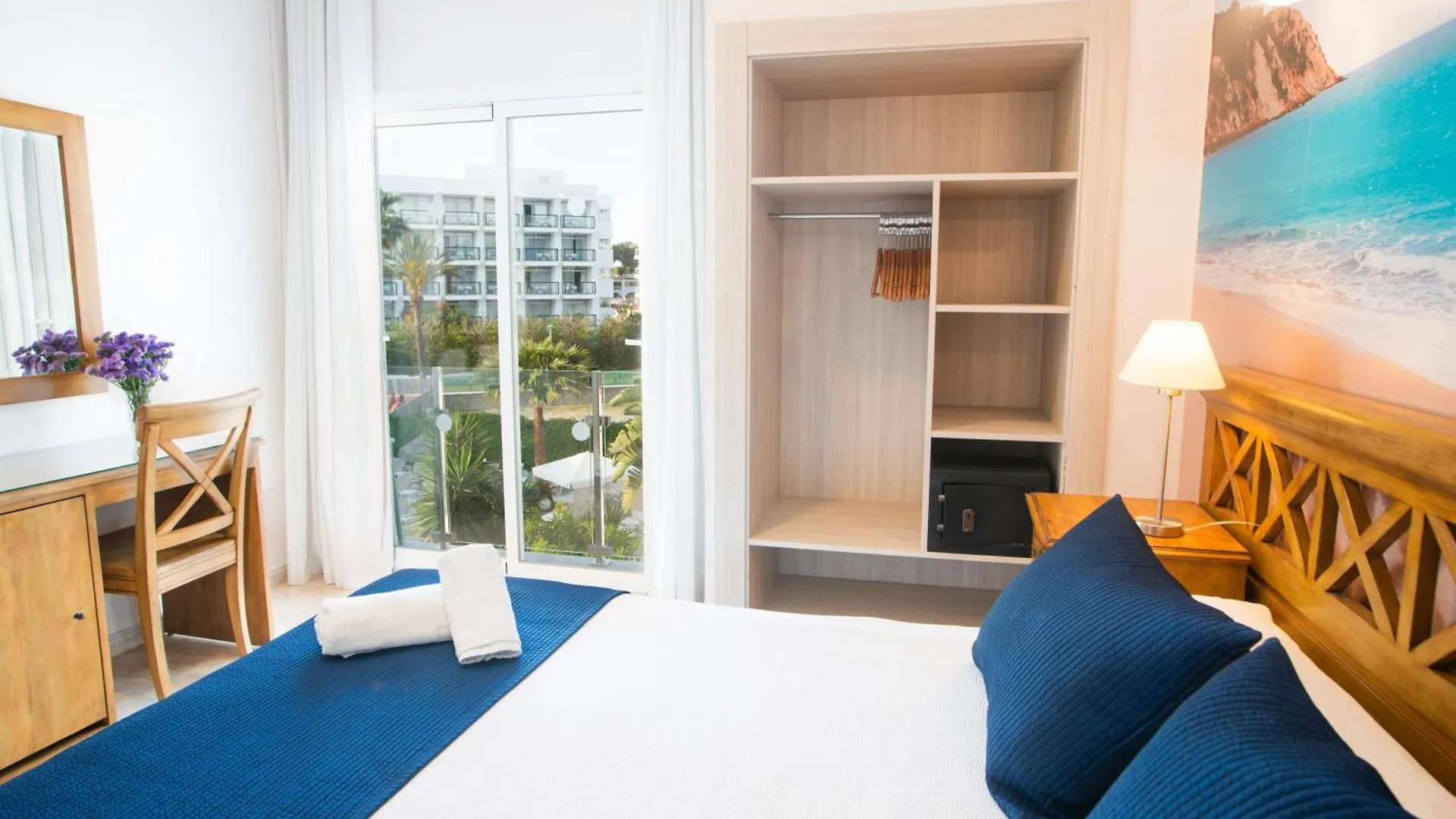 Hotel Hostal Mar y Huerta Es Cana