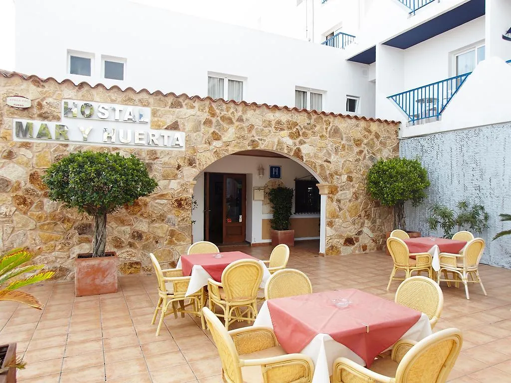 Hostal Mar y Huerta Es Cana España